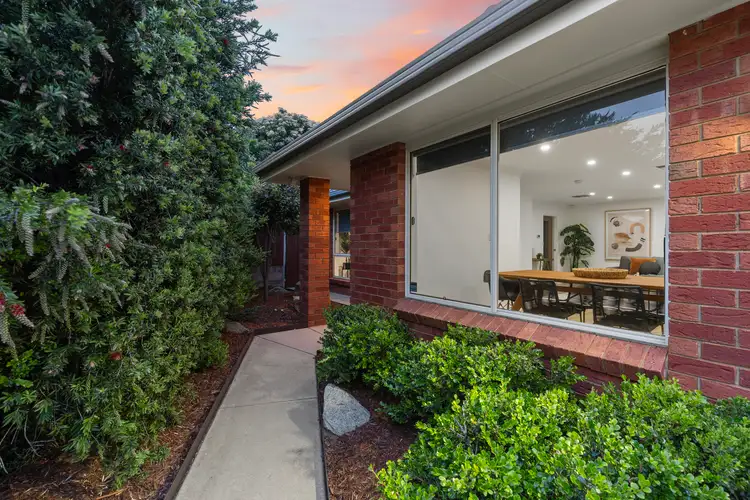 6 Chisholm Place, Lloyd NSW 2650
