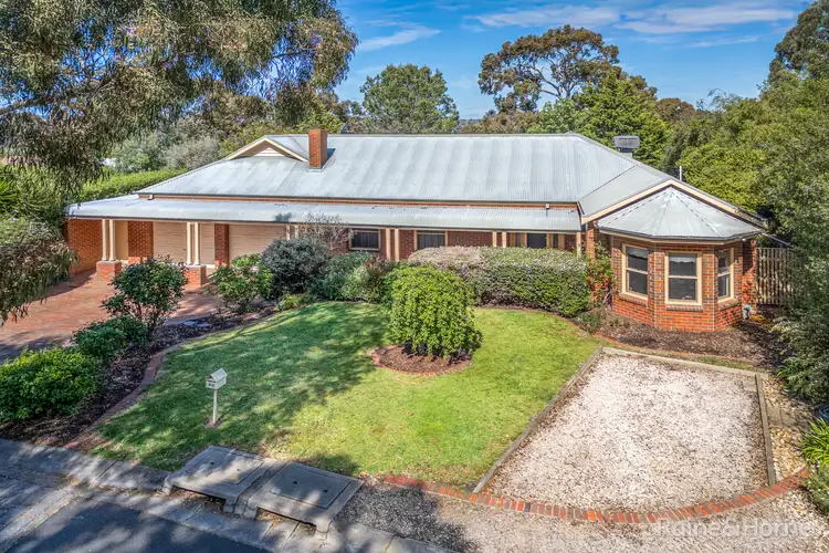 40 Yellow Gum Boulevard, Sunbury VIC 3429