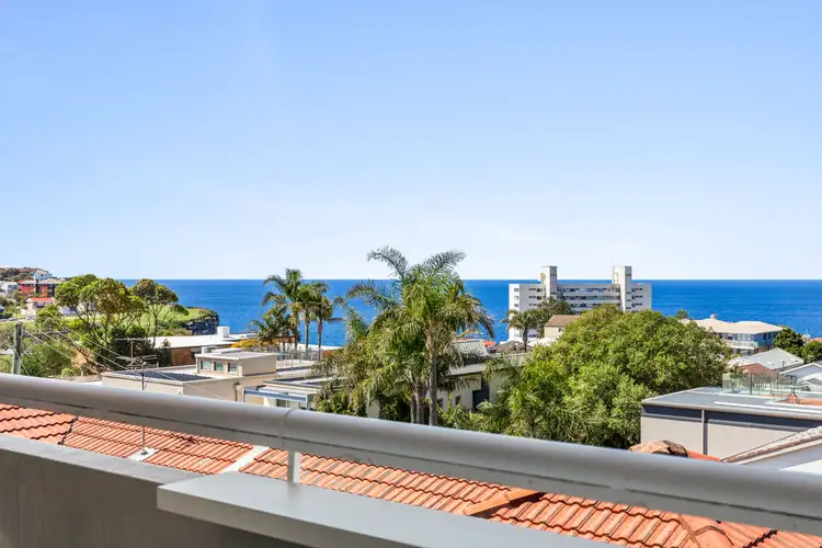6 Oceanview Avenue
