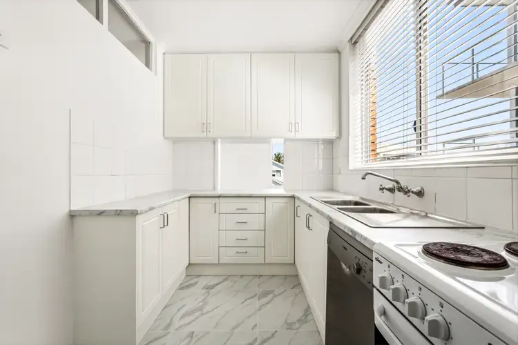 Fifth view of Homely apartment listing, 3/6 Oceanview Avenue, Vaucluse NSW 2030