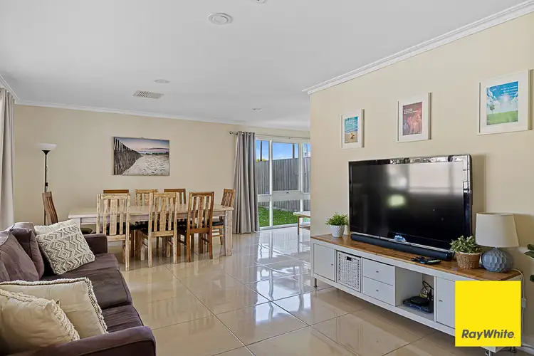 6 Pedersen St, Welshpool VIC 3966
