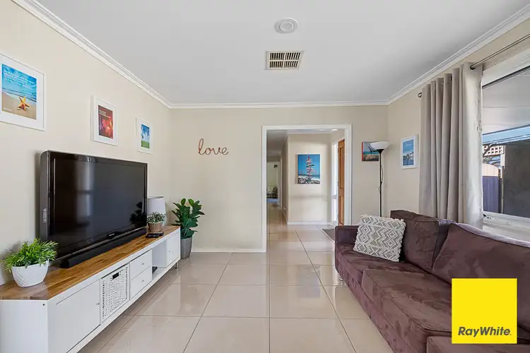 6 Pedersen St, Welshpool VIC 3966
