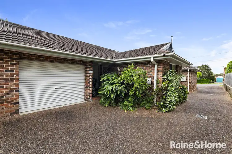 Main view of Homely villa listing, 2/6 Brougham Street, East Gosford NSW 2250