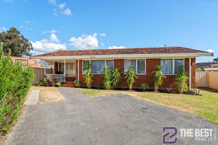 17 Drayton Court, Kelmscott WA 6111