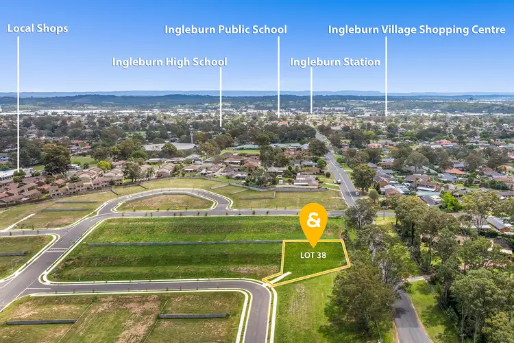 38 Oxford Gardens, Ingleburn NSW 2565