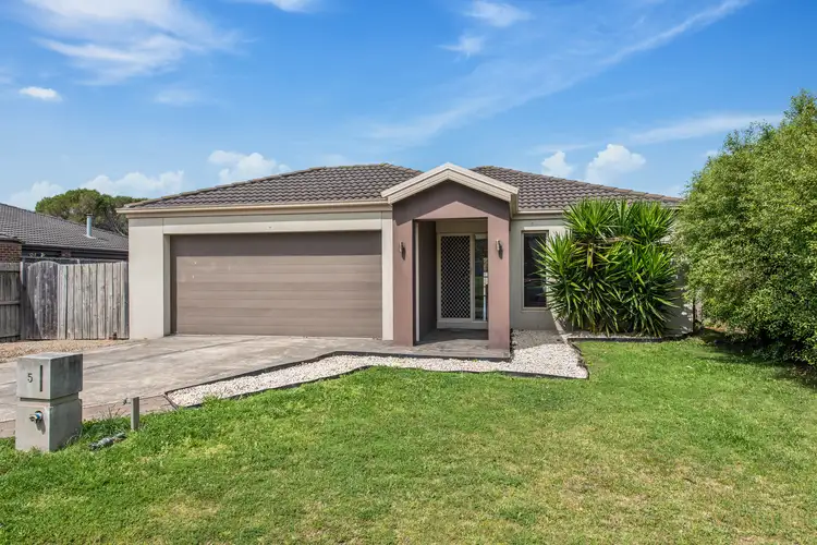 5 Orchard Grove