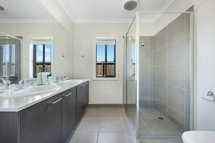 Sixth view of Homely house listing, 8 Sunlight Avenue, Clyde North VIC 3978