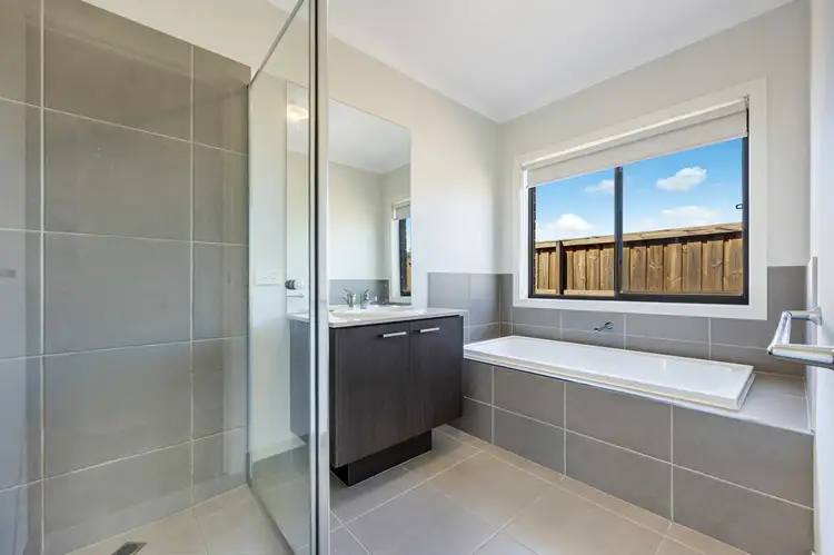 Seventh view of Homely house listing, 8 Sunlight Avenue, Clyde North VIC 3978
