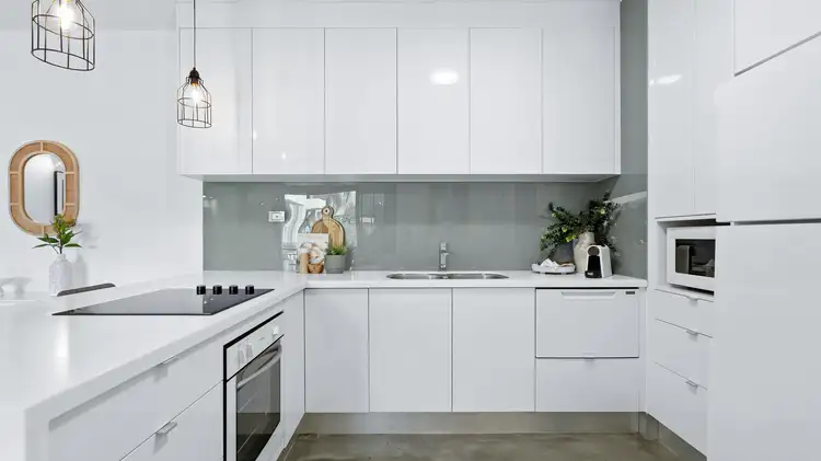 Third view of Homely apartment listing, 6/327-329 Lake Street, Cairns North QLD 4870
