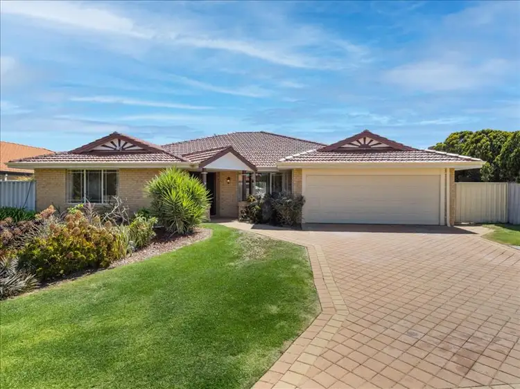 Second view of Homely house listing, 19 Whitecliffe Square, Iluka WA 6028