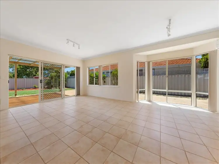 Seventh view of Homely house listing, 19 Whitecliffe Square, Iluka WA 6028