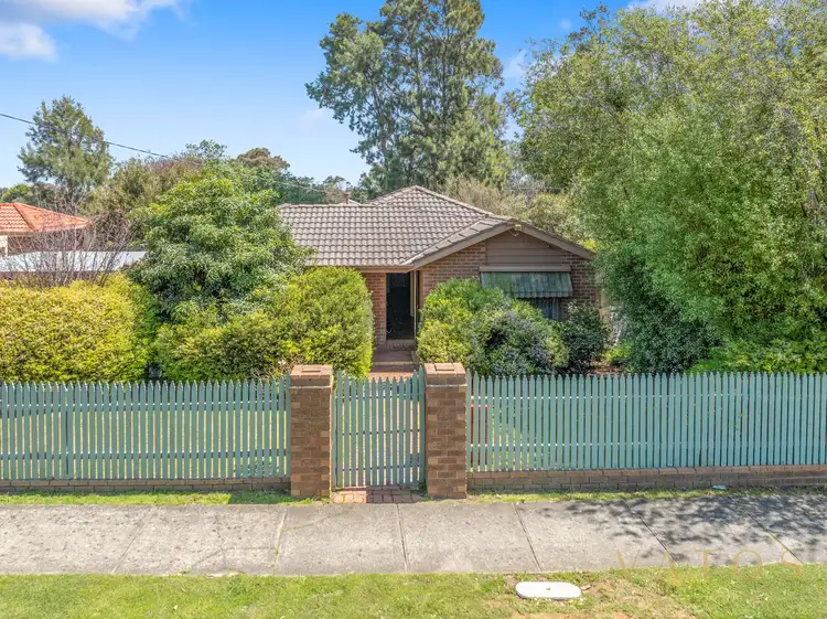 86 Clarendon Drive