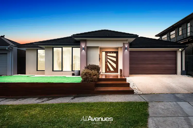 28 Serpells Way, Cranbourne East VIC 3977