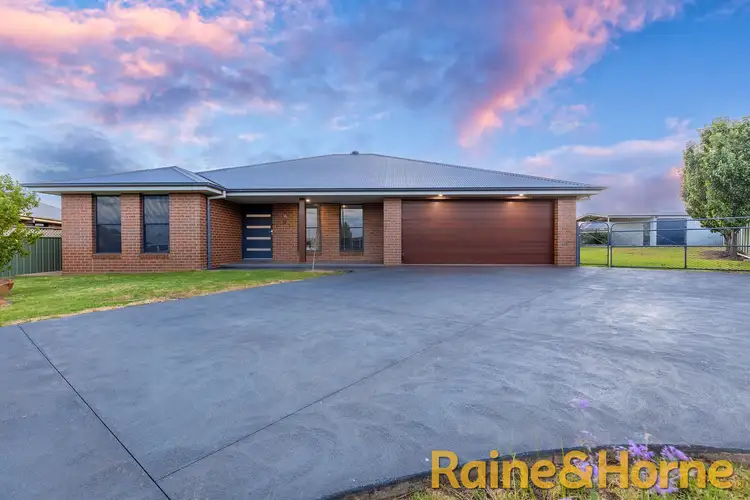 Main view of Homely house listing, 18 Waldorf Place, Dubbo NSW 2830