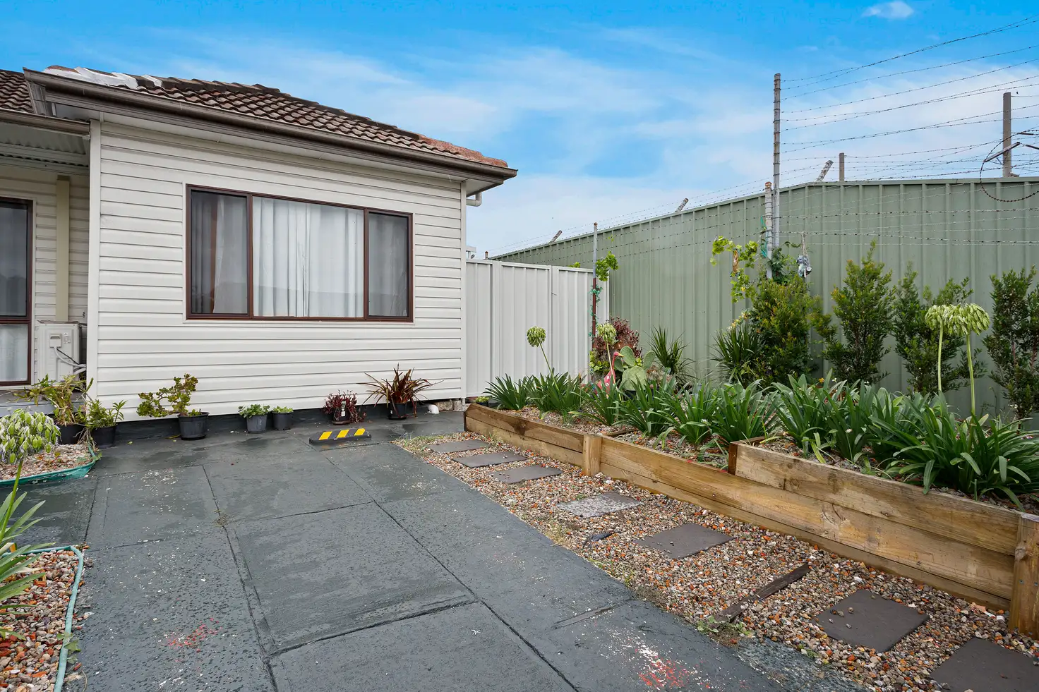 Main view of Homely unit listing, 2/2 Blaxland Avenue, Warrawong NSW 2502