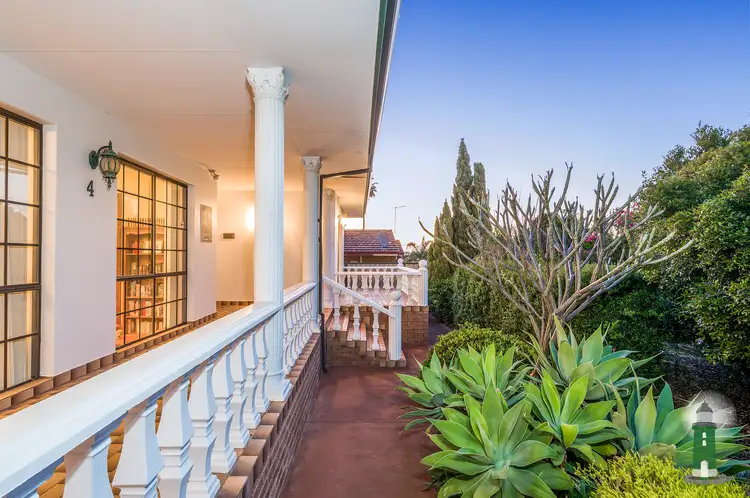 4 Cary Street, Lake Coogee WA 6166