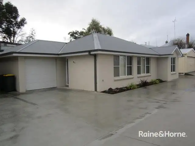 1/244 Piper Street, Bathurst NSW 2795