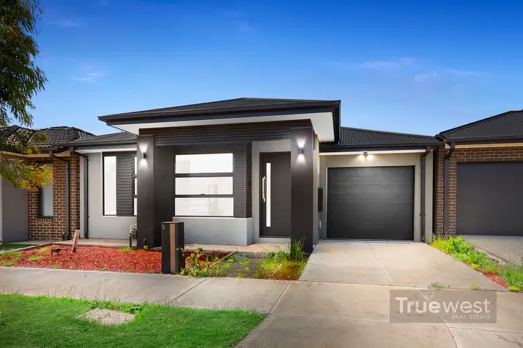 5 Moneta Way, Weir Views VIC 3338