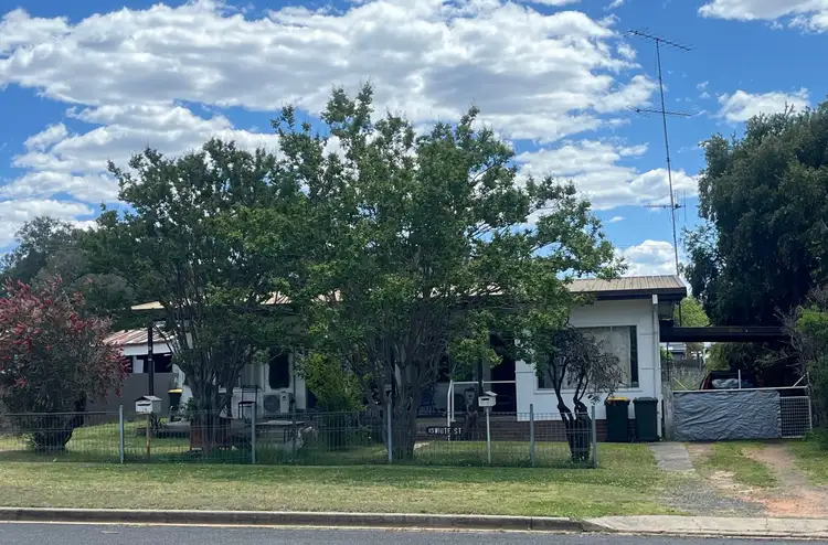 15 White St, Coonabarabran NSW 2357