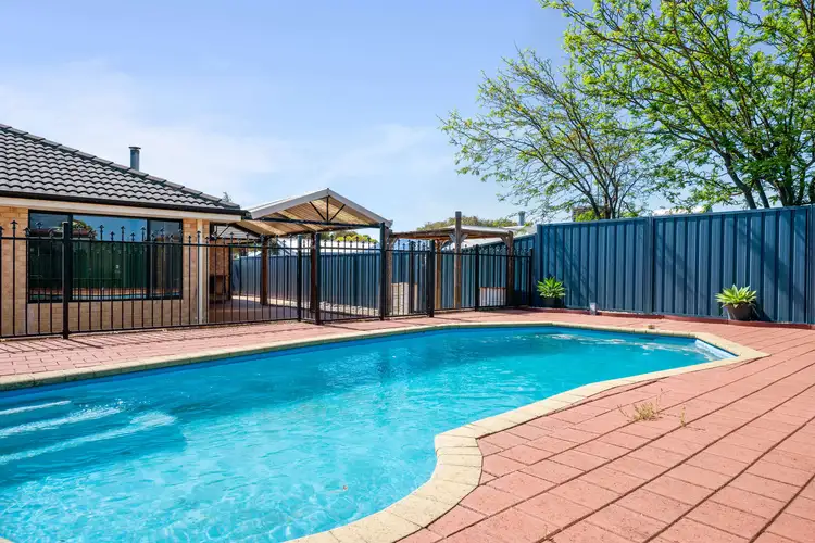 14 Waxberry Close, Halls Head WA 6210