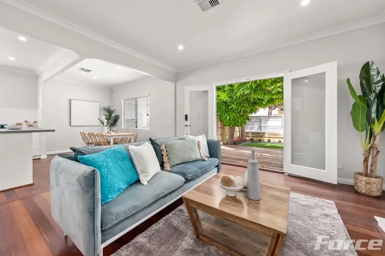 211 Newborough Street