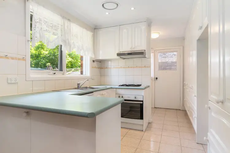 Fifth view of Homely house listing, 8 Grandview Grove, Baxter VIC 3911