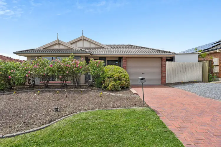 2 Paxton Mews, Onkaparinga Hills SA 5163