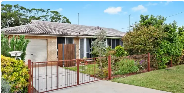 5 Gascony Street, Harristown QLD 4350