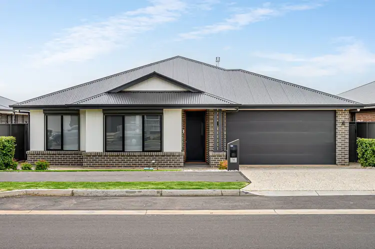 16 Schomburgk Drive, Gawler East SA 5118