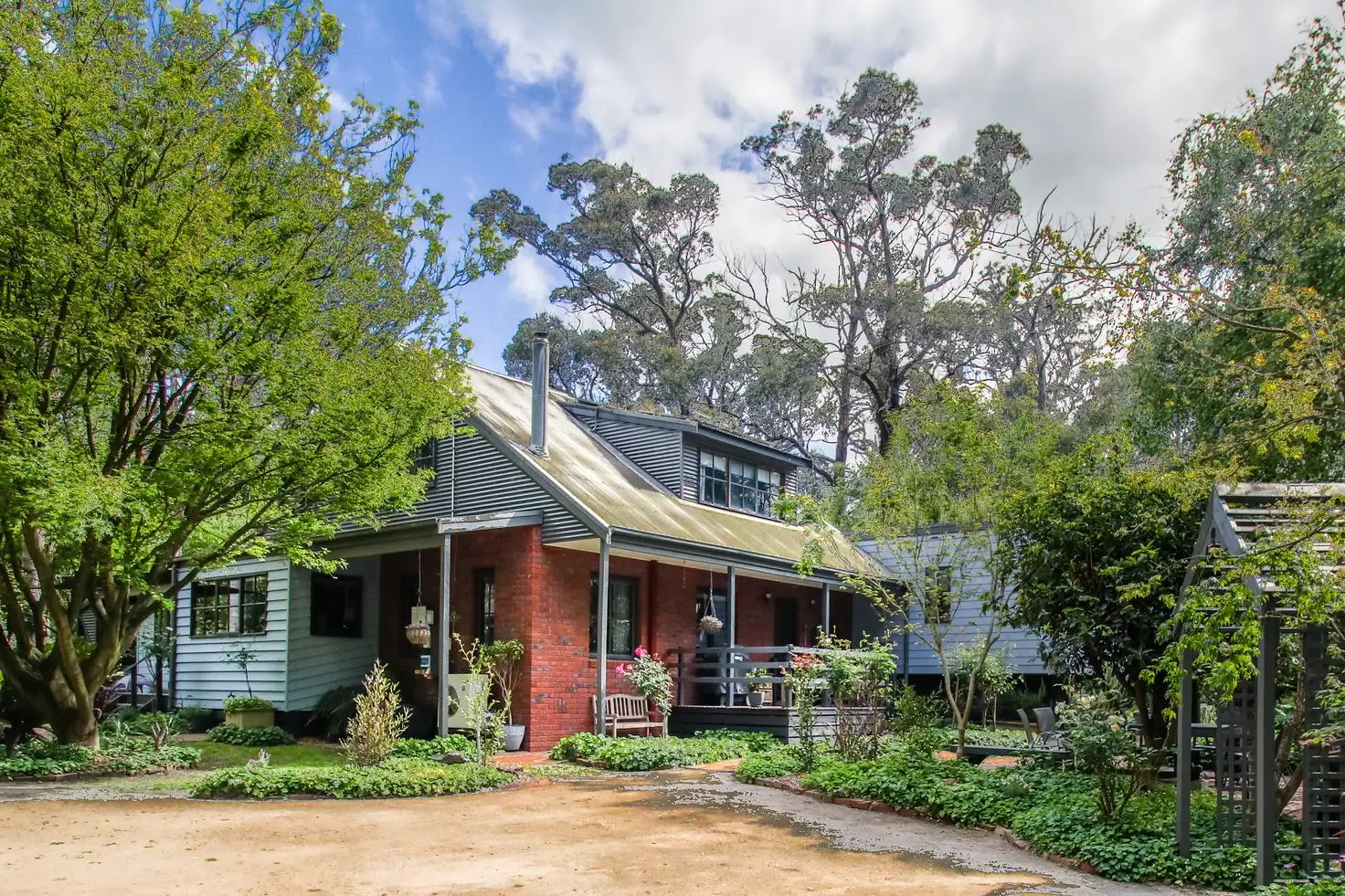 Main view of Homely house listing, 235 Racecourse Road, Leongatha VIC 3953
