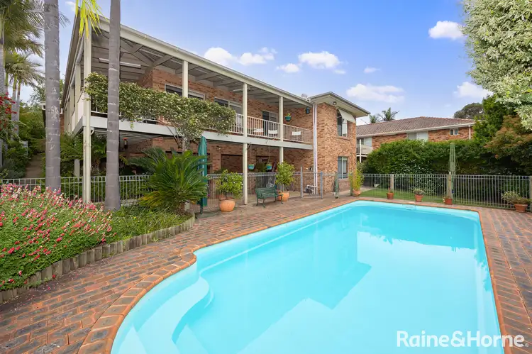 37 Amaroo Street, Kooringal NSW 2650