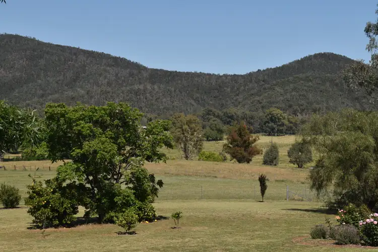 7 Pindari Grove Montefiores via
