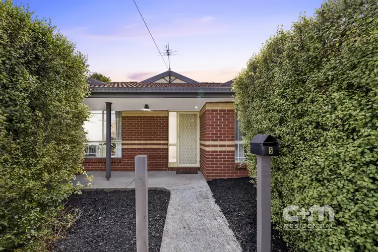 Main view of Homely townhouse listing, 5 The Avenue, Glenroy VIC 3046
