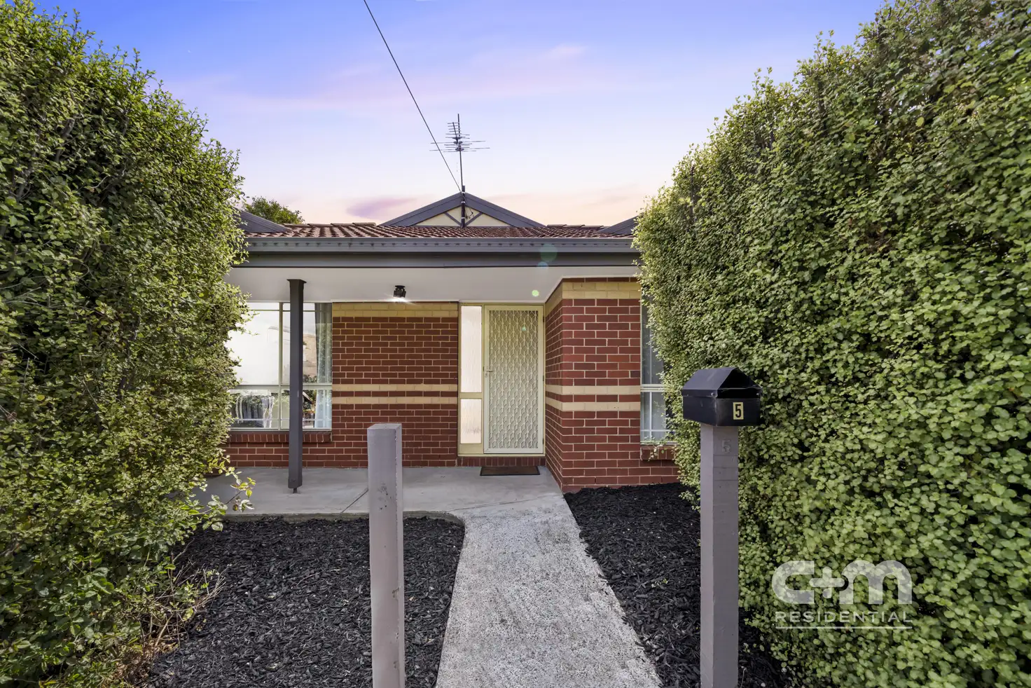 Main view of Homely townhouse listing, 5 The Avenue, Glenroy VIC 3046