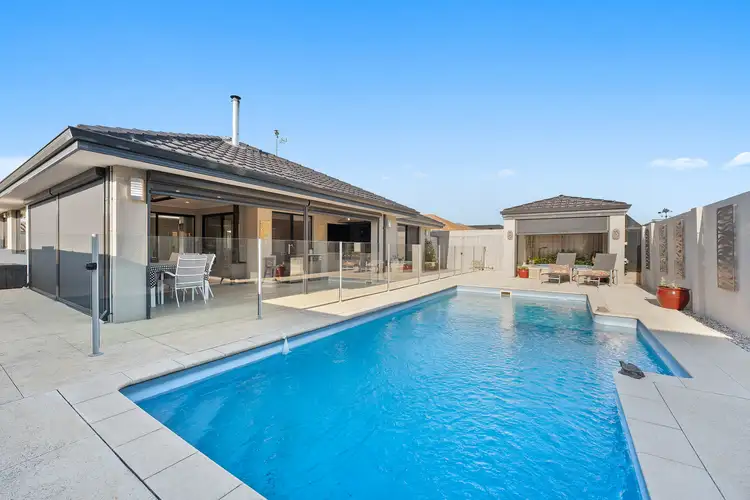 13 Dunns Way, Port Kennedy WA 6172