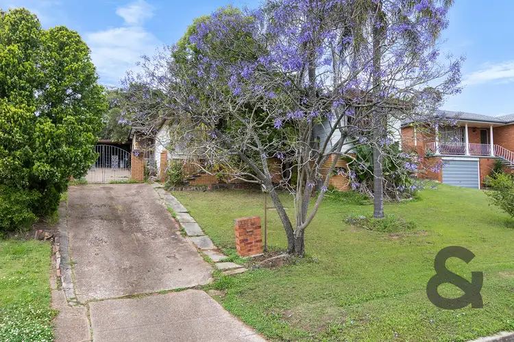 38 Buffier Crescent, Rutherford NSW 2320