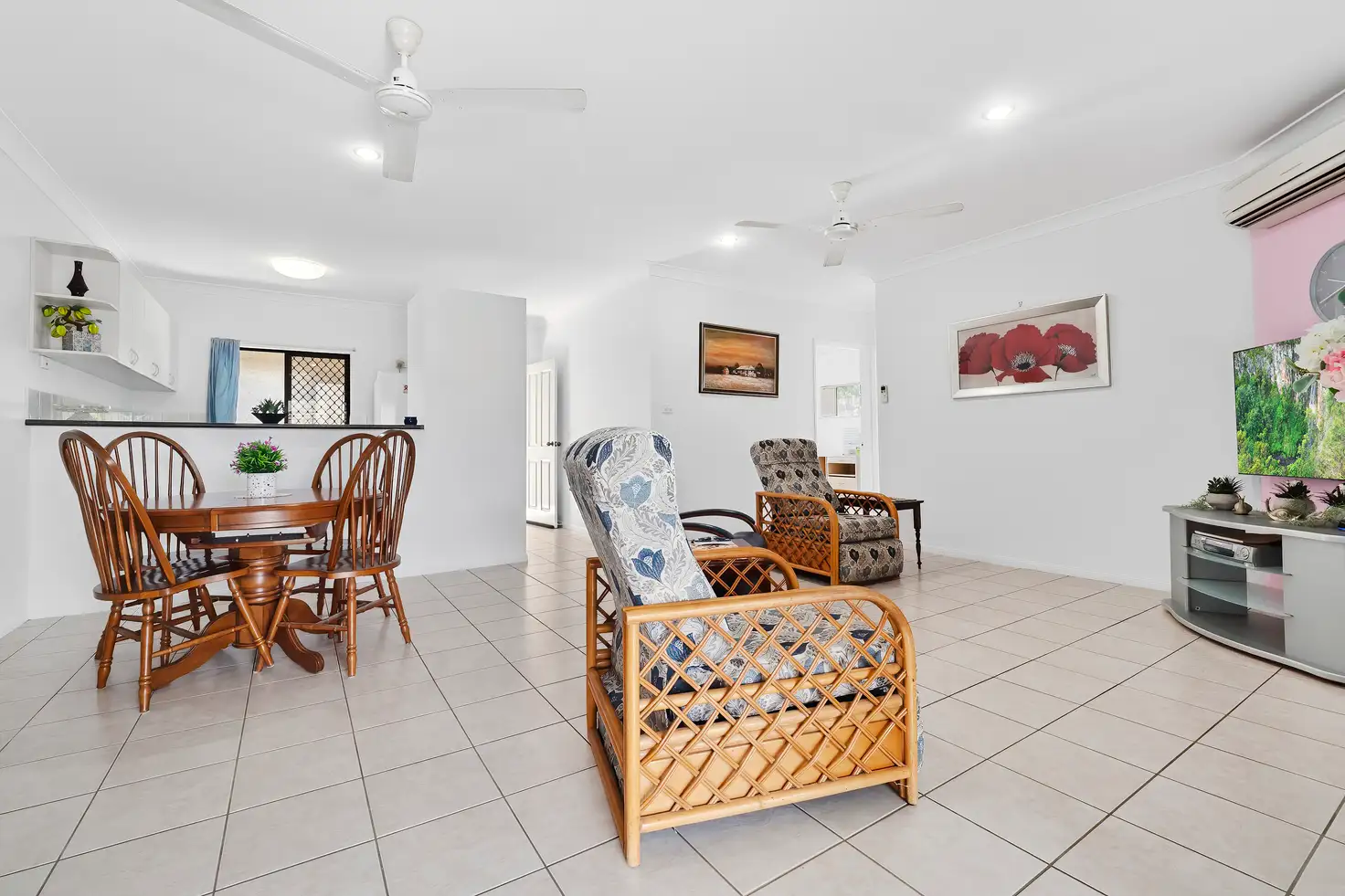 Main view of Homely villa listing, 7/190-194 Irene Street, Mooroobool QLD 4870