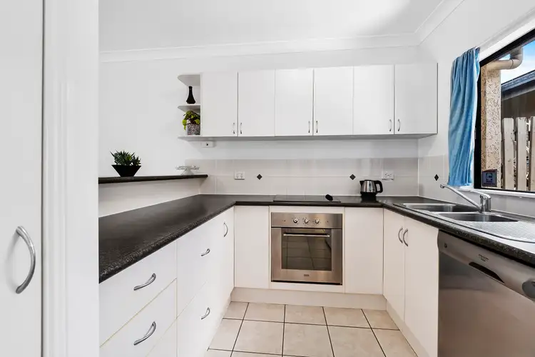 Fifth view of Homely villa listing, 7/190-194 Irene Street, Mooroobool QLD 4870
