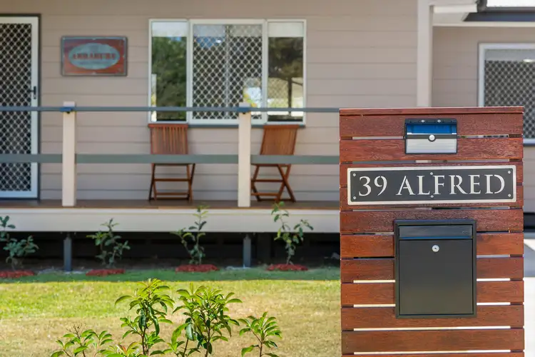 39 Alfred Street, Dalby QLD 4405