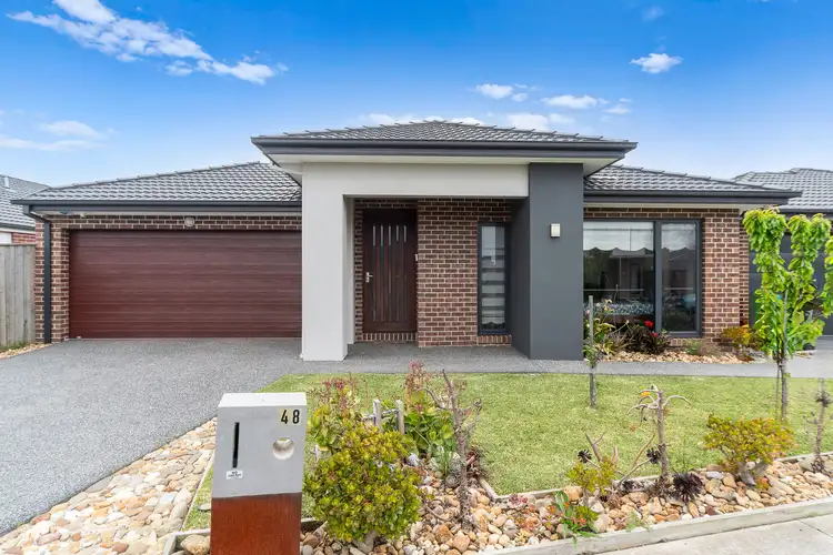 48 Bernardins Street, Clyde North VIC 3978