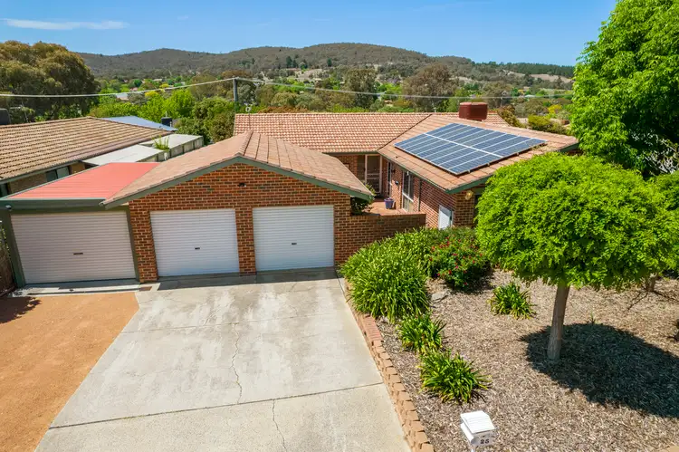Second view of Homely house listing, 25 Enid Lorimer Circuit, Chisholm ACT 2905