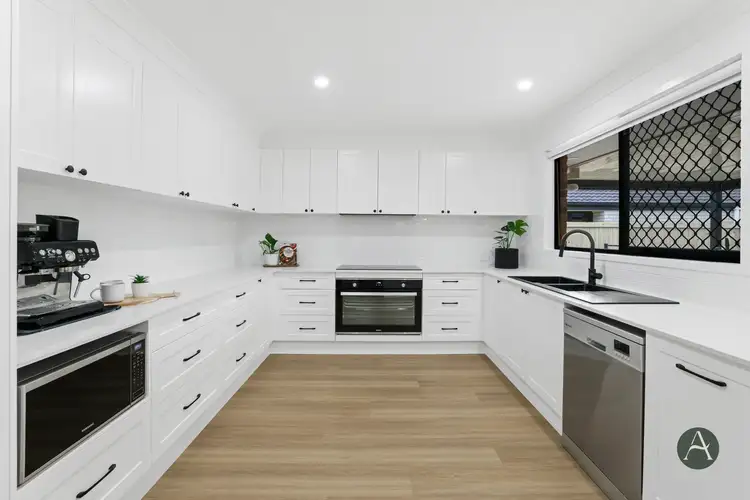 8 Heather Drive, Upper Coomera QLD 4209