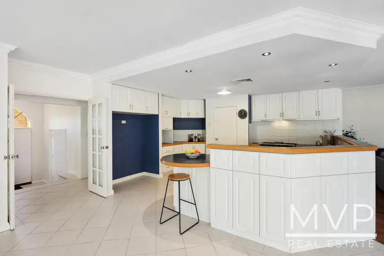 Sixth view of Homely house listing, 4 Hotchin Way, Kardinya WA 6163