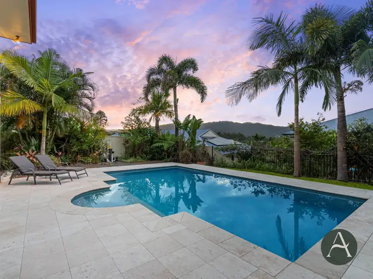 8 Paddy Place, Oxenford QLD 4210