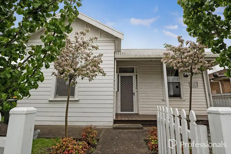 Second view of Homely house listing, 61 Macpherson Street, Hamilton VIC 3300