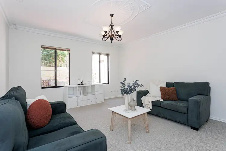 Seventh view of Homely house listing, 2/25 Burragah Way, Duncraig WA 6023