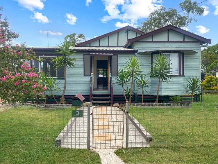 3 WOOBURN STREET, Dalby QLD 4405