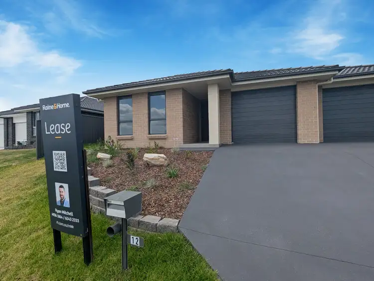 12 Duguid Street
