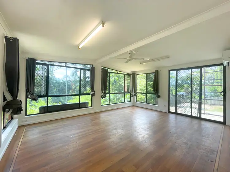 61B Roderick Street