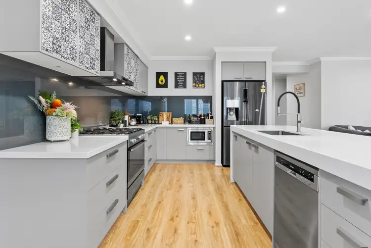 Fifth view of Homely house listing, 29 Chetwynd Grove, Wollert VIC 3750
